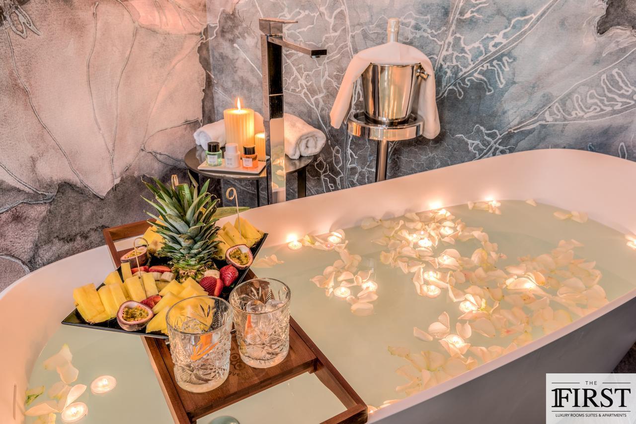By The First - Luxury Rooms&suites