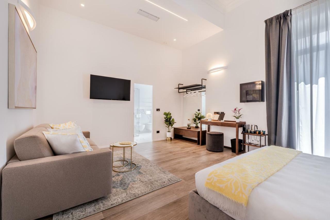 Gasthof By The First - Luxury & 2*
